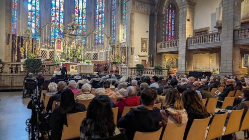 PXL 20240429 121905891.MP 